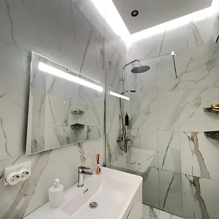 Apartment Enrik Tirana